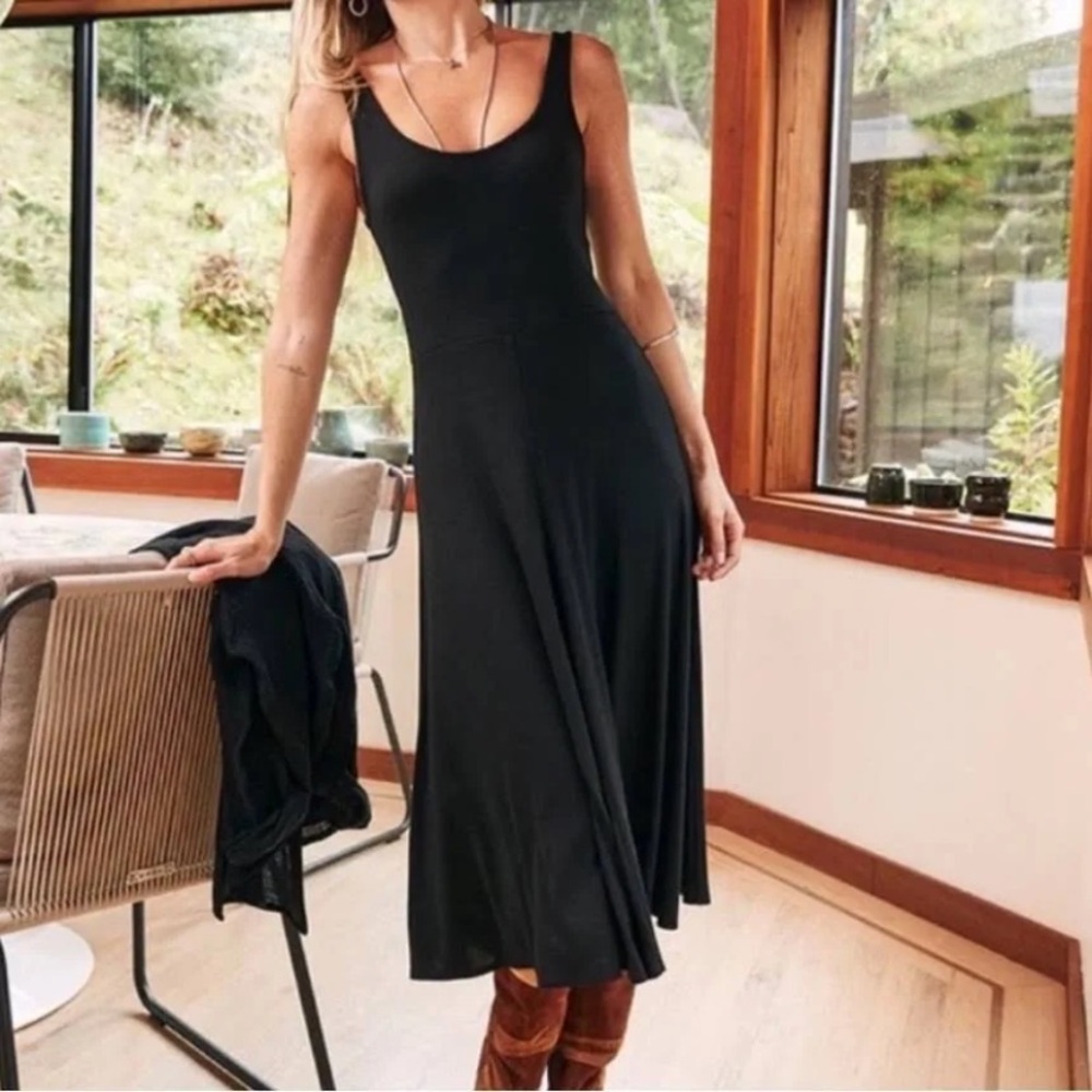 Lexi Rib Fit and Flare Midi Dress